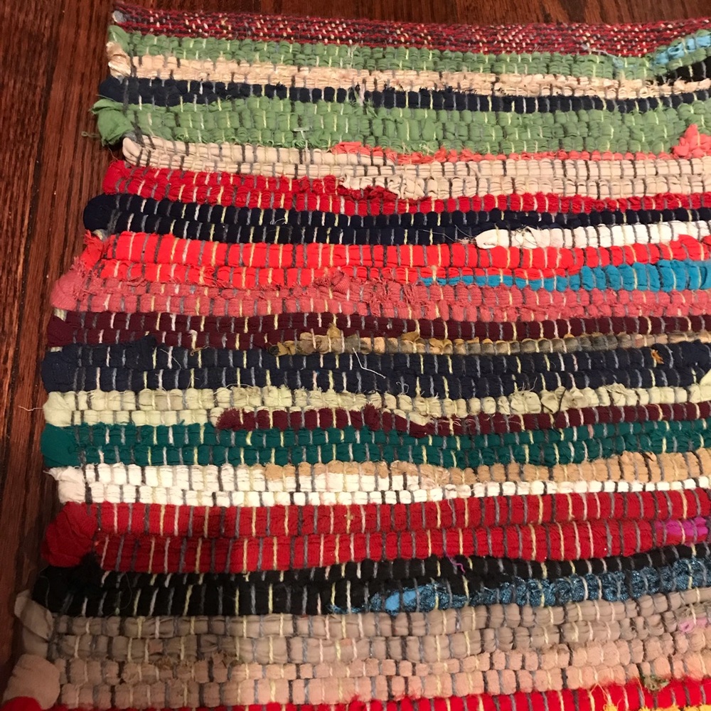 Chindi | Colorful Rag Rug - Picture 4 of 5